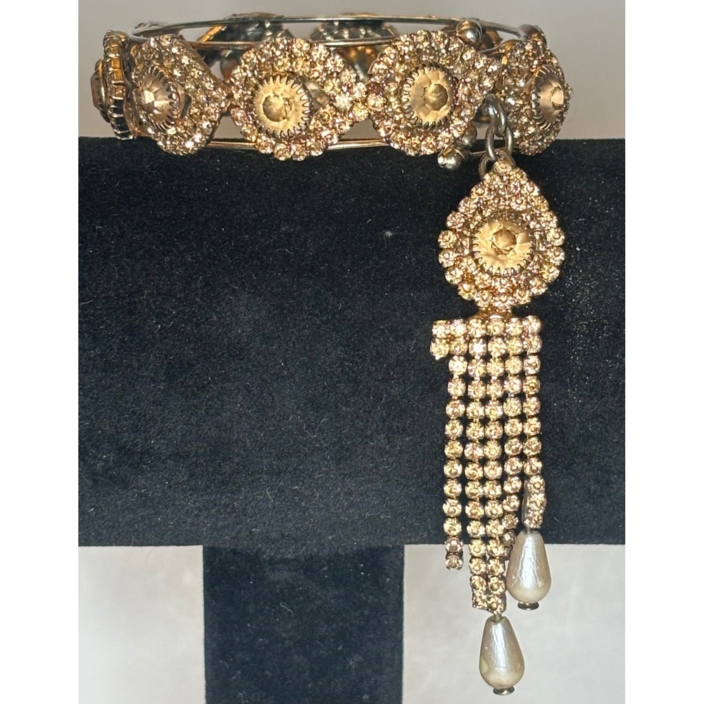 Vintage Gold Tone Champagne Rhinestone Tassel Bangle Bracelet with Faux Pearls